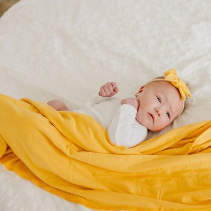 Knit Swaddle Blanket - Banana
