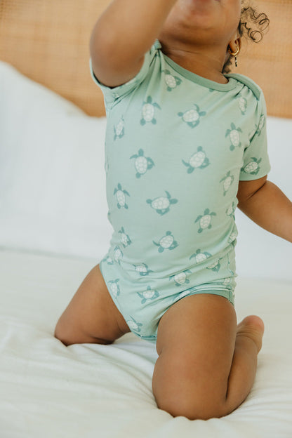 Short Sleeve Bodysuit - Wade