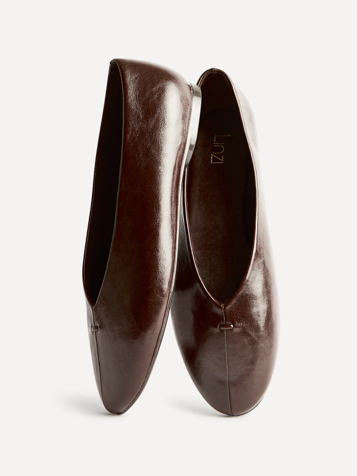 Ease Brown Ballet Pumps