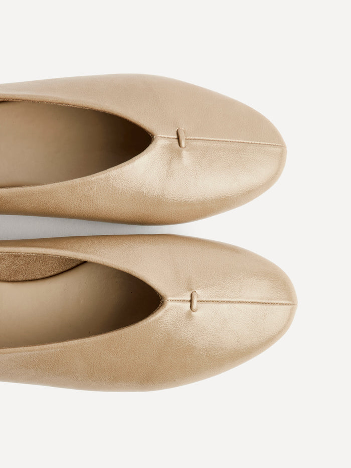 Ease Taupe Ballet Pumps