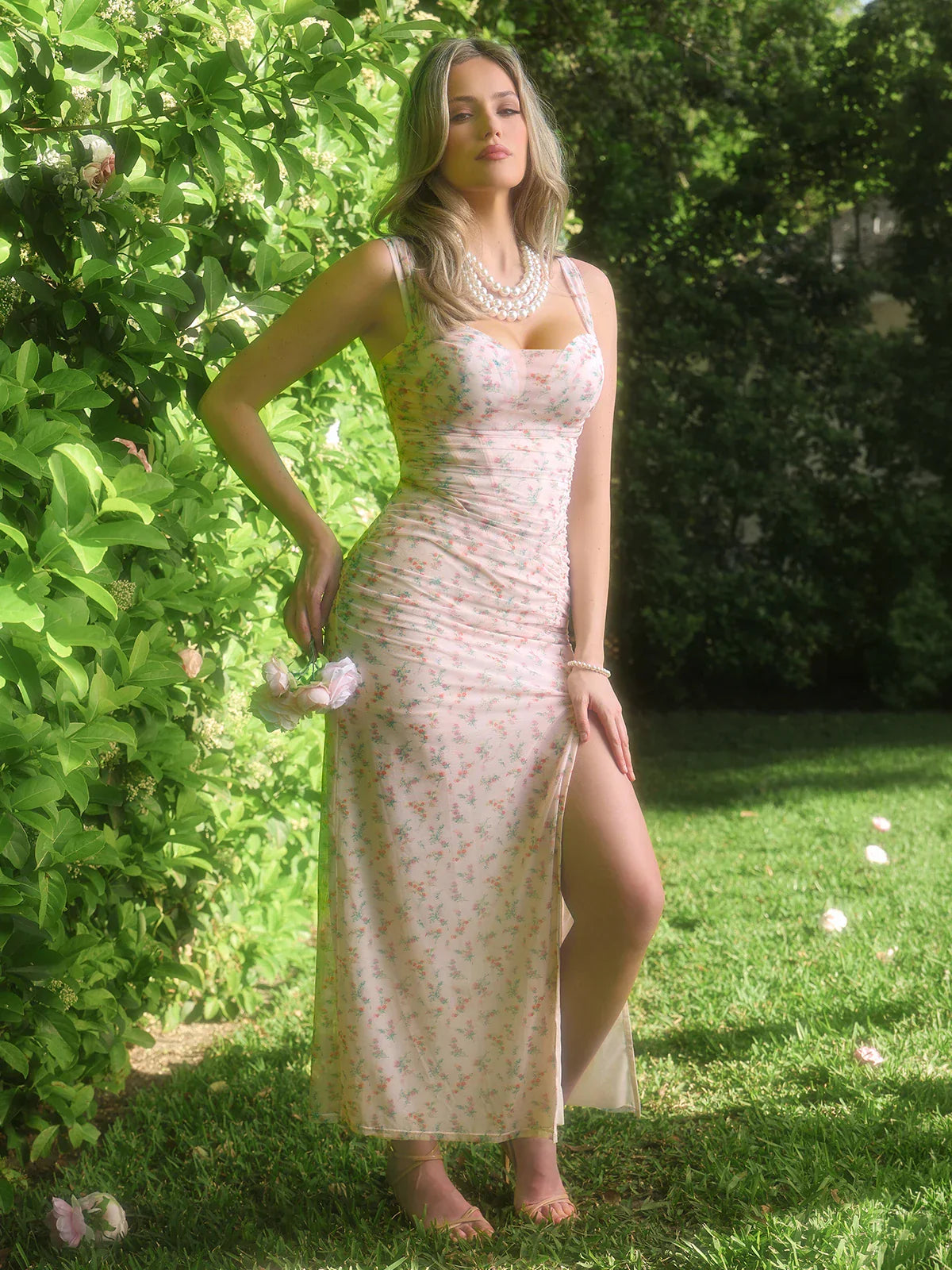 Off-The-Shoulder Sculpting Floral Print Maxi Dress