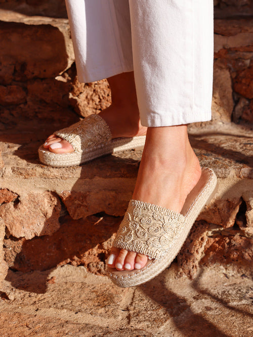 Savvy Gold Woven Slider Sandals