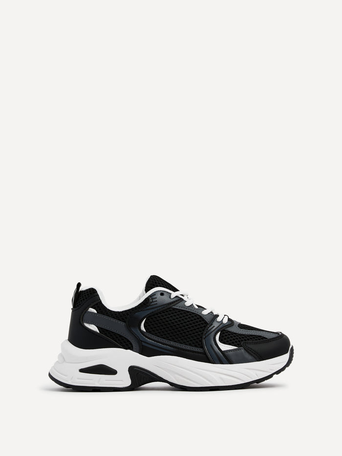 Venture Black Mesh Trainers