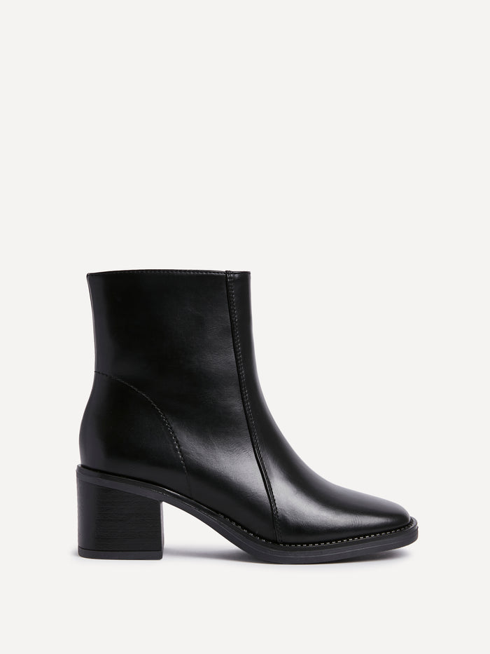 Wander Black Heeled Ankle Boots